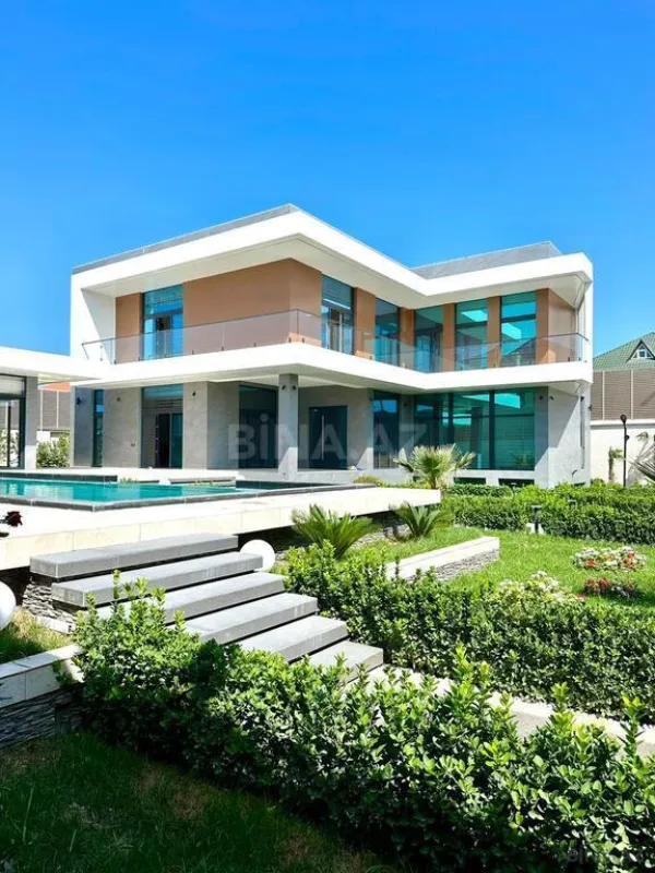 Satılır 6 otaqlı həyət evi 380 m²