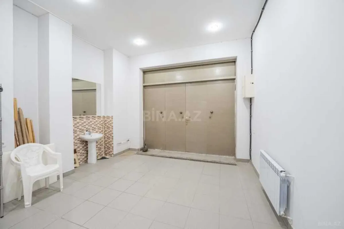 Satılır 11 otaqlı həyət evi 398 m²