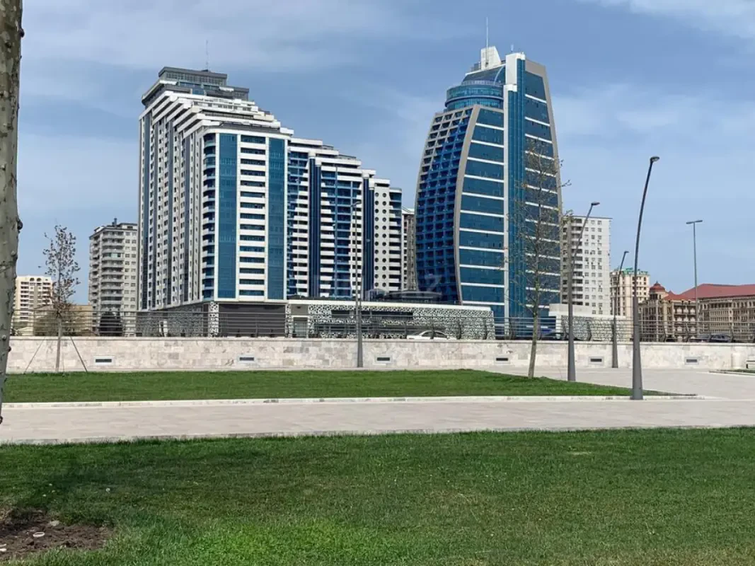 Kirayə verilir 3 otaqlı ofis 110 m²
