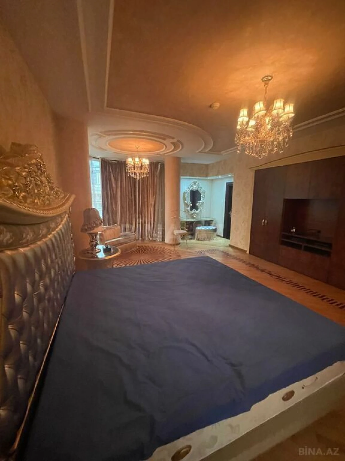 Kirayə verilir 5 otaqlı mənzil 400 m²