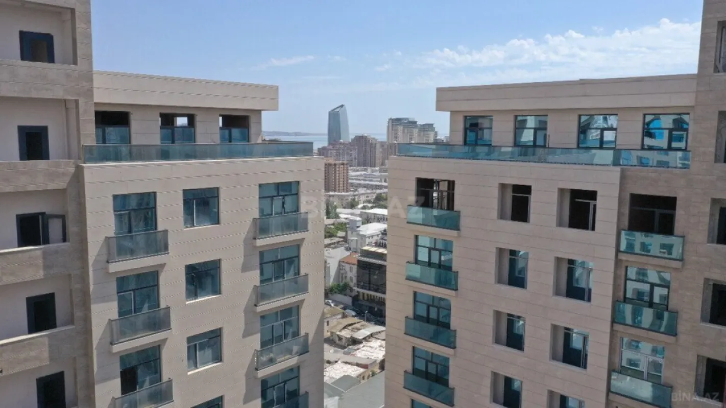 Satılır 3 otaqlı mənzil 120 m²