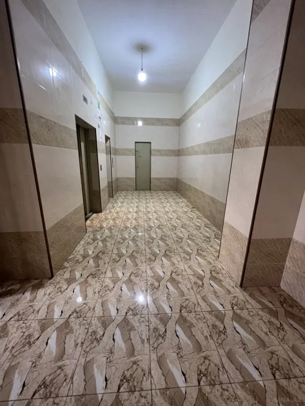Satılır 3 otaqlı mənzil 140 m²