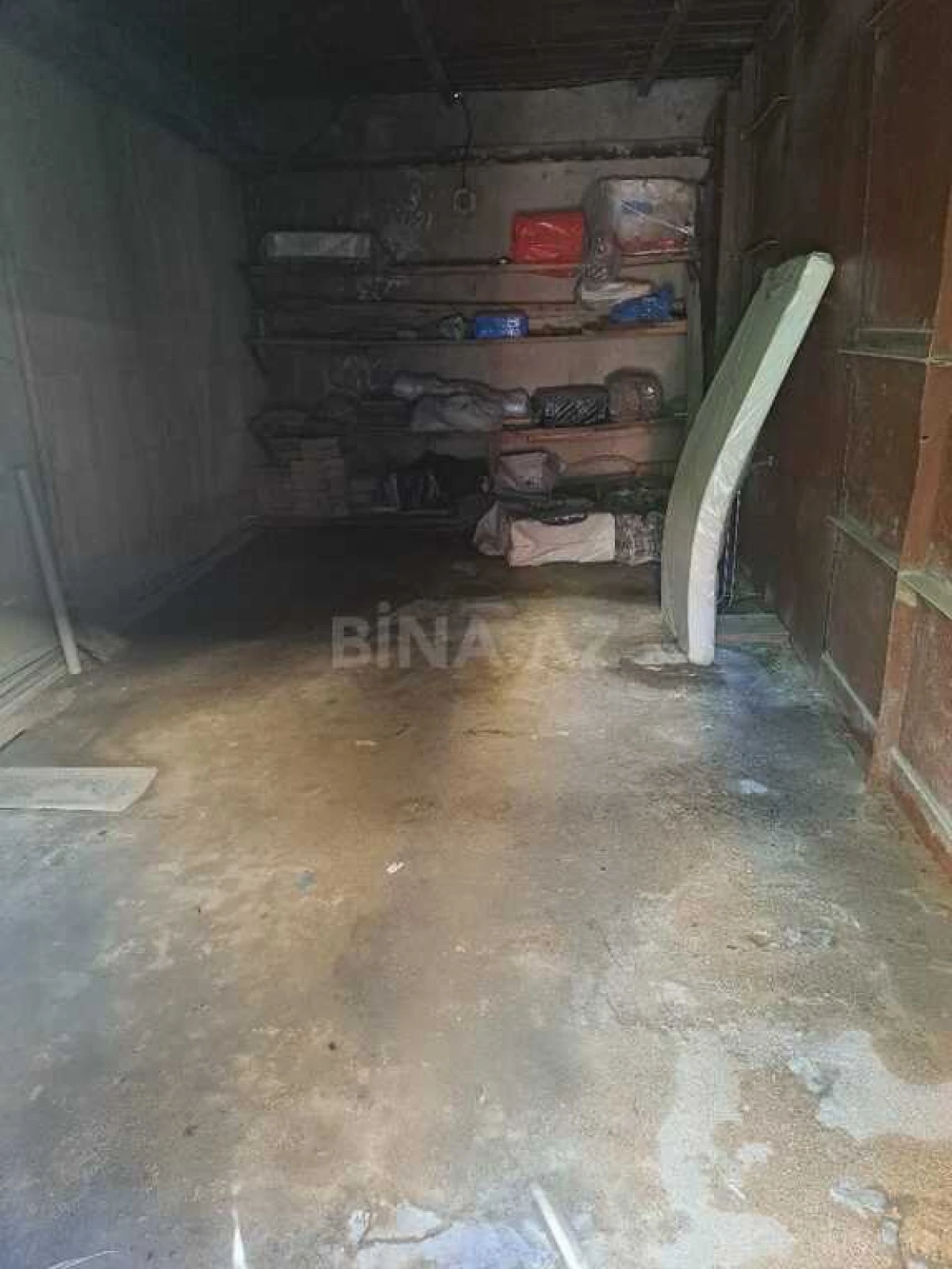 Satılır qaraj 15 m²
