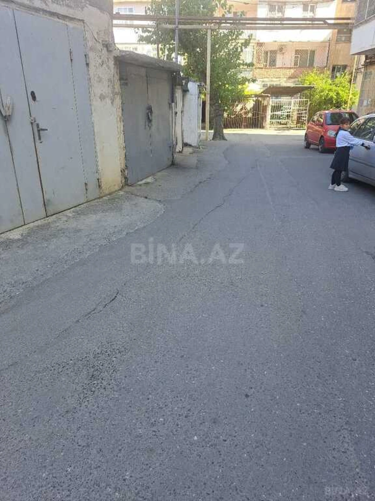 Satılır qaraj 15 m²