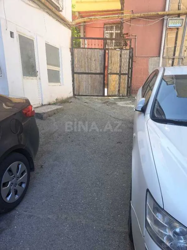 Satılır qaraj 15 m²