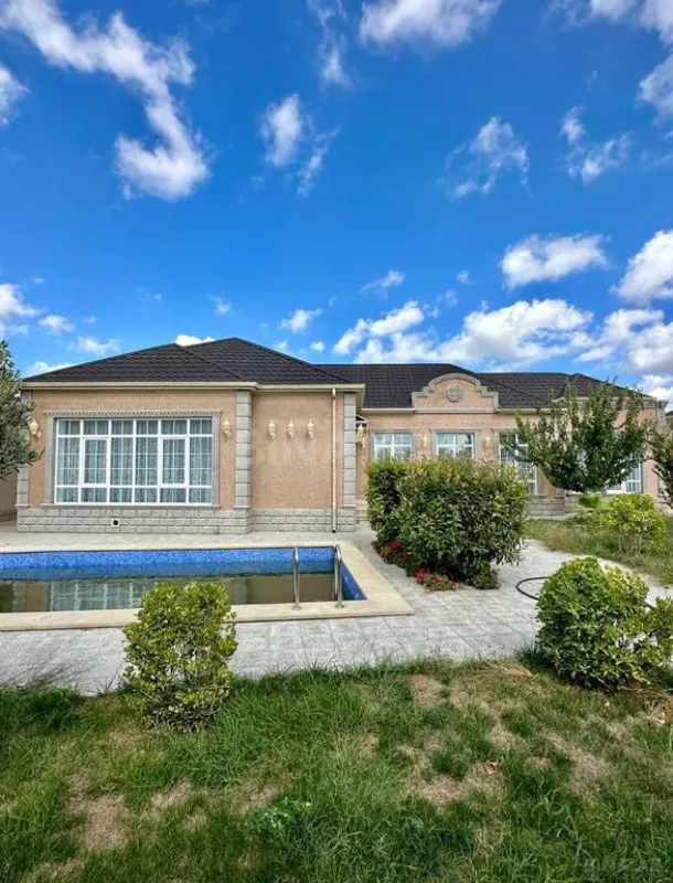 Satılır 4 otaqlı həyət evi 180 m²