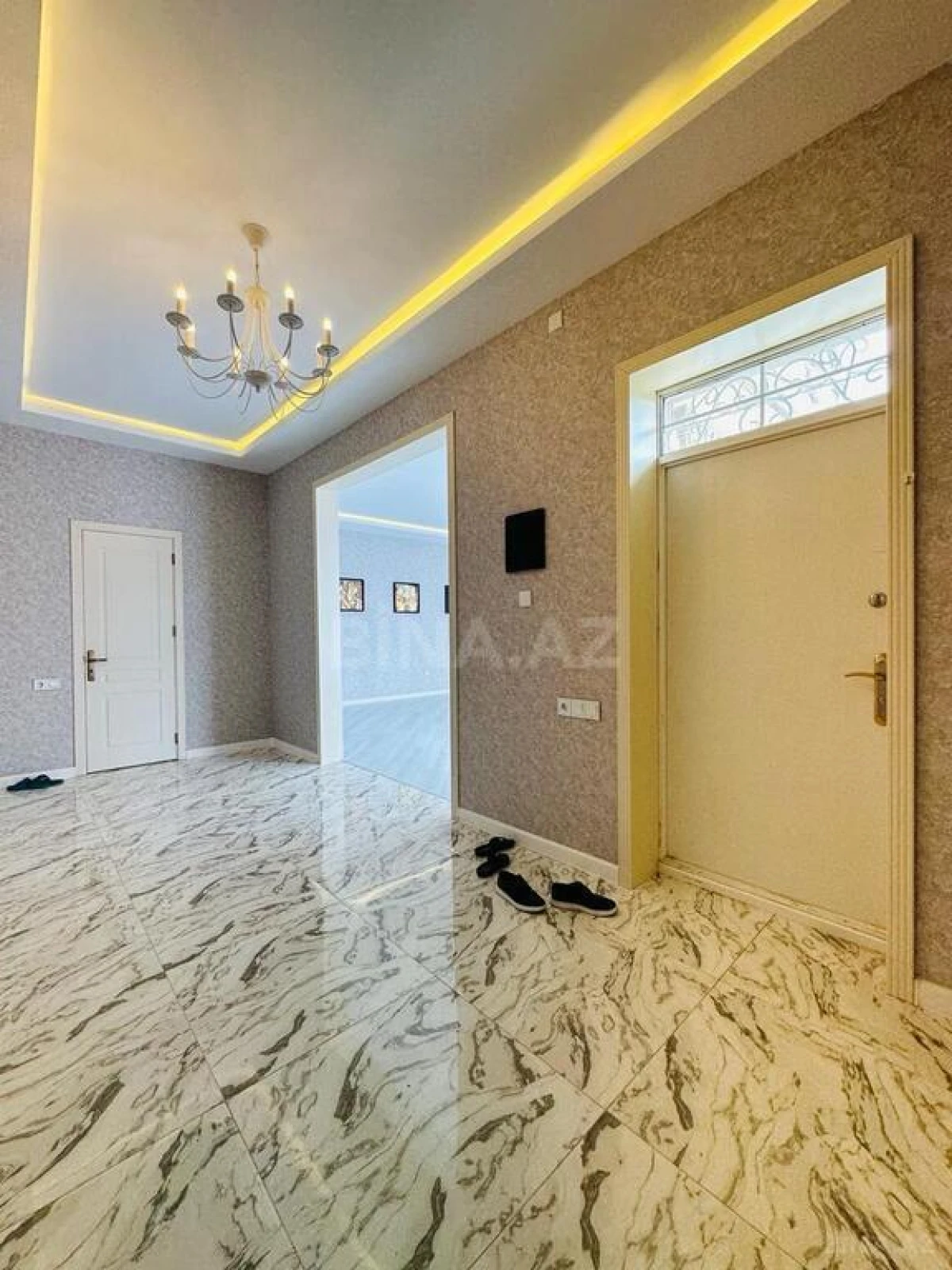 Satılır 4 otaqlı həyət evi 180 m²