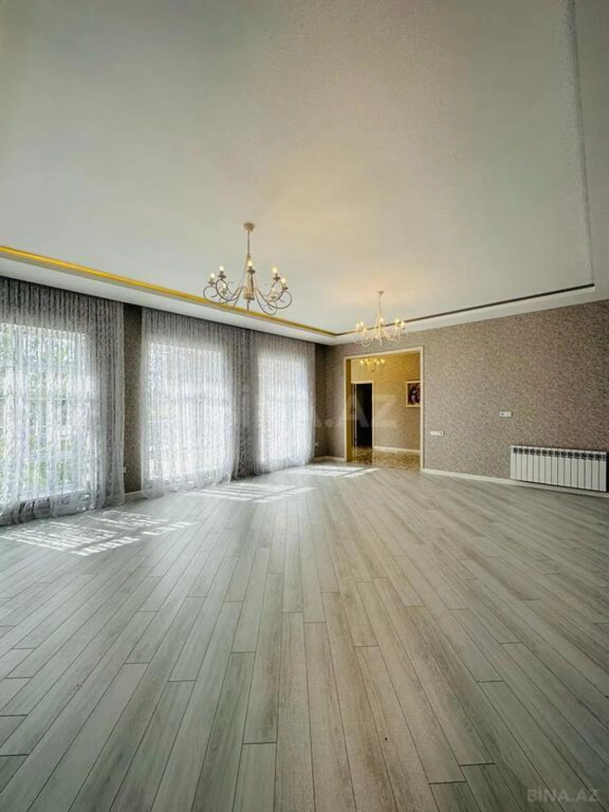 Satılır 4 otaqlı həyət evi 180 m²