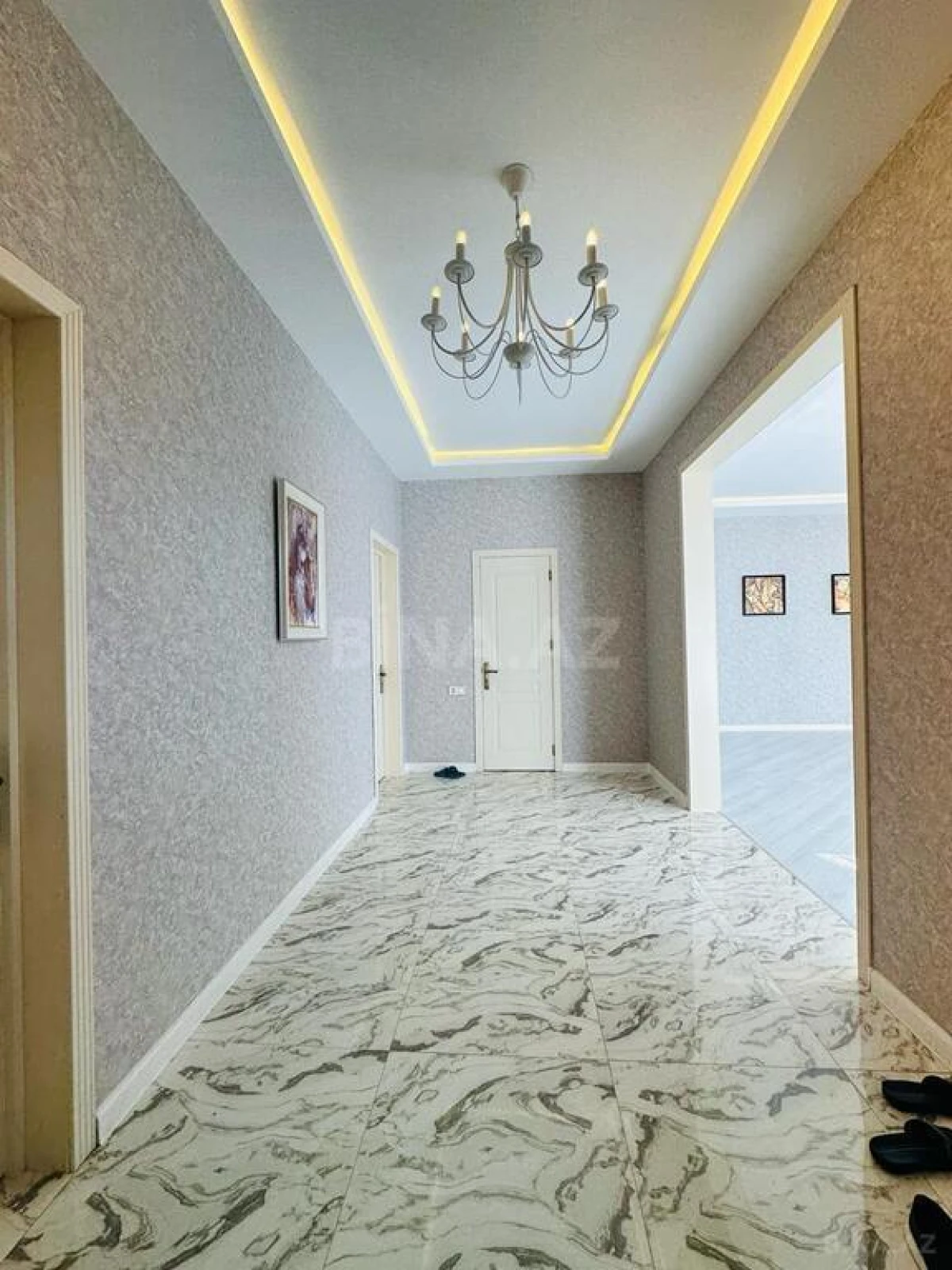 Satılır 4 otaqlı həyət evi 180 m²