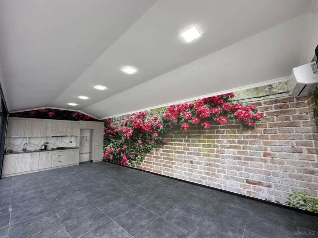 Satılır 6 otaqlı həyət evi 250 m²