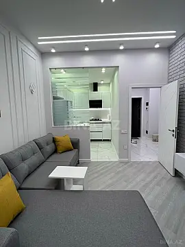 Kirayə verilir 2 otaqlı mənzil 65 m²