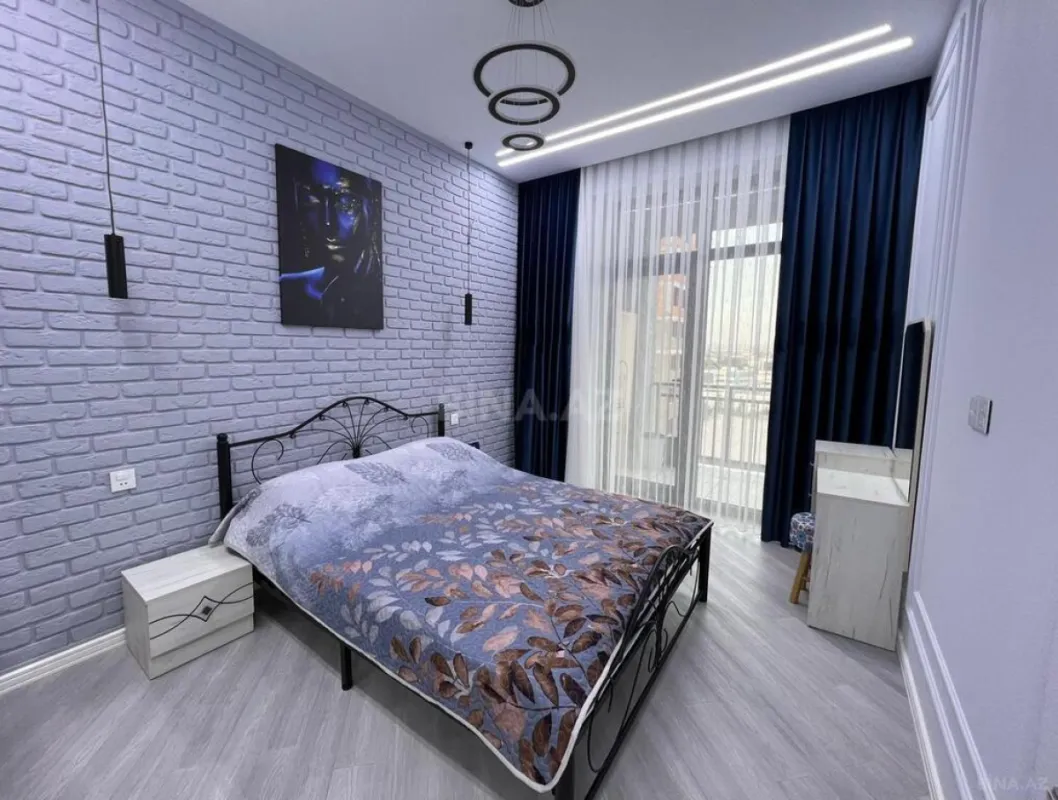 Kirayə verilir 2 otaqlı mənzil 65 m²