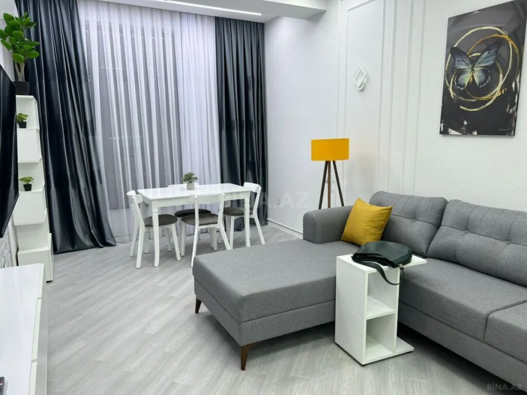 Kirayə verilir 2 otaqlı mənzil 65 m²