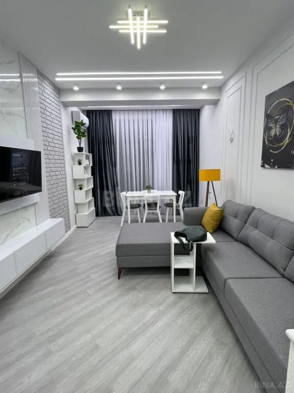 Kirayə verilir 2 otaqlı mənzil 65 m²