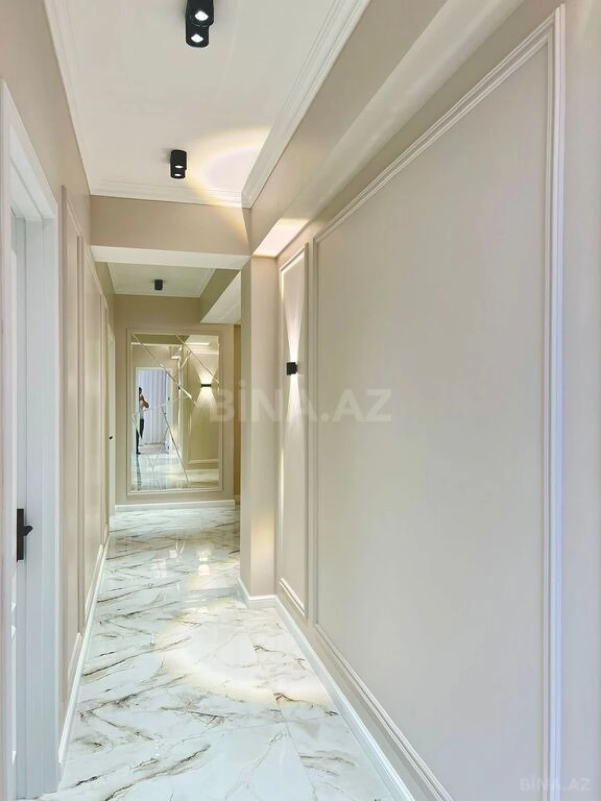 Satılır 3 otaqlı mənzil 110 m²