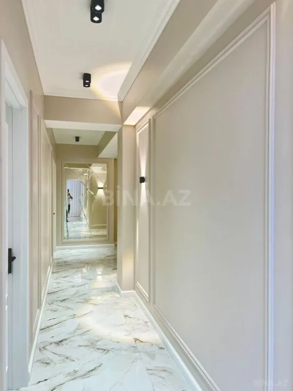 Satılır 3 otaqlı mənzil 110 m²