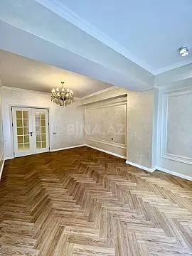 Satılır 3 otaqlı mənzil 110 m²