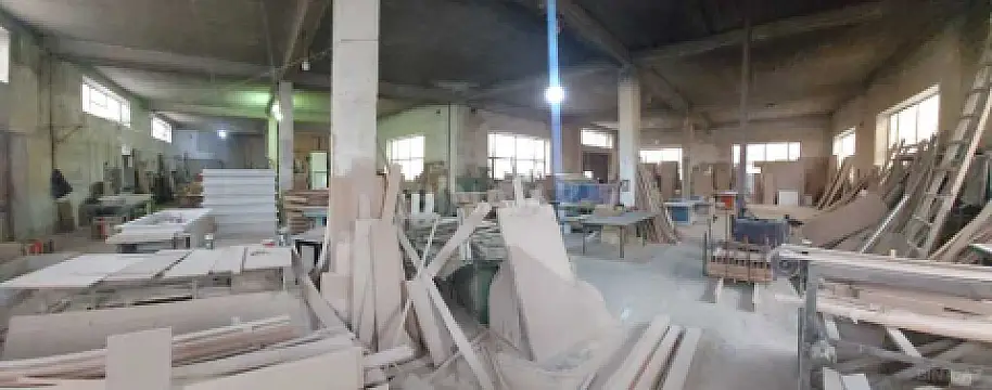 Satılır obyekt 1400 m²