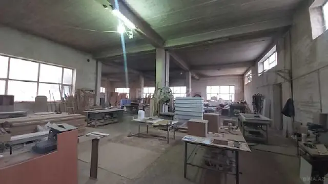 Satılır obyekt 1400 m²