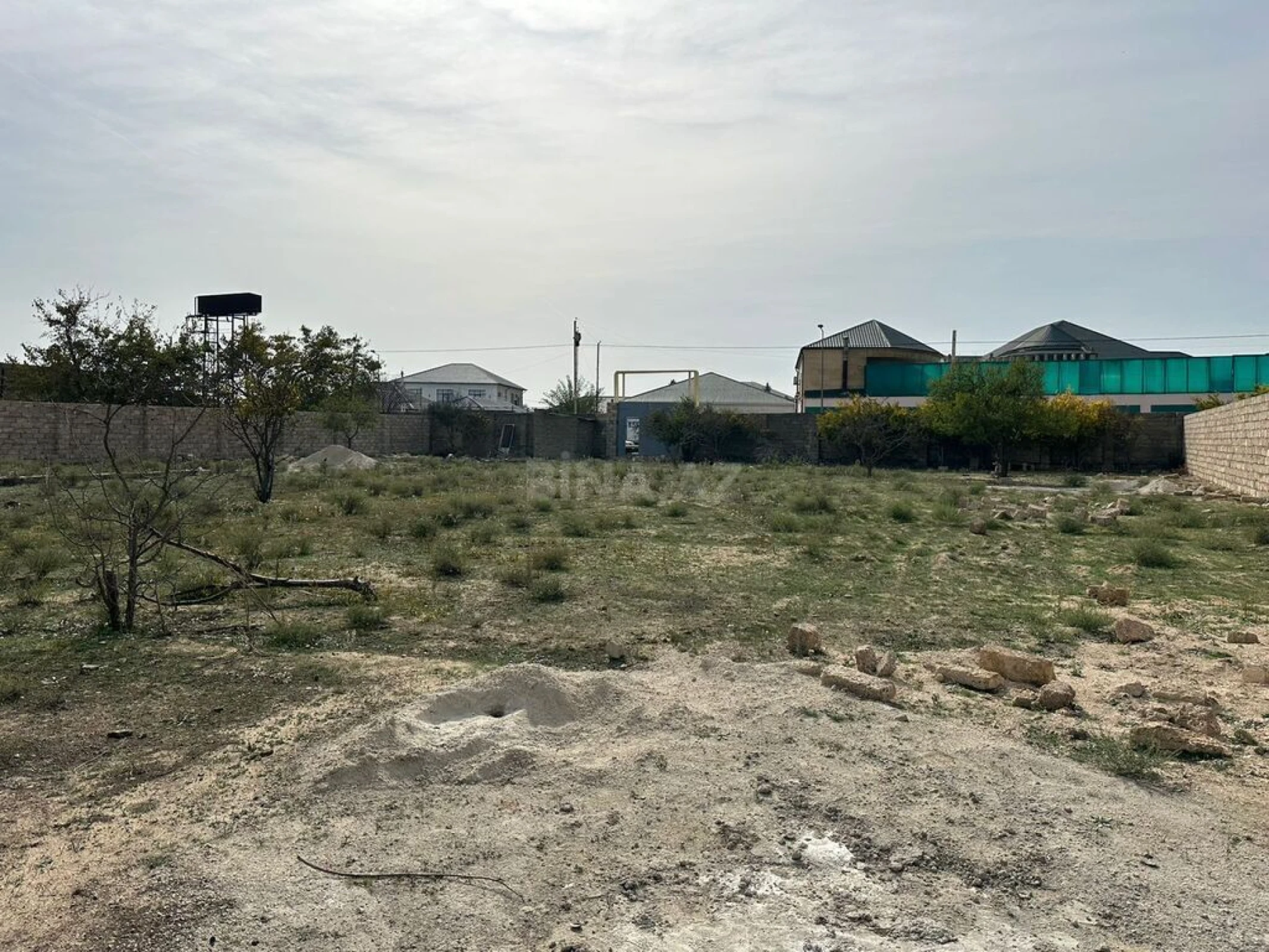 Satılır torpaq sahəsi 24 m²