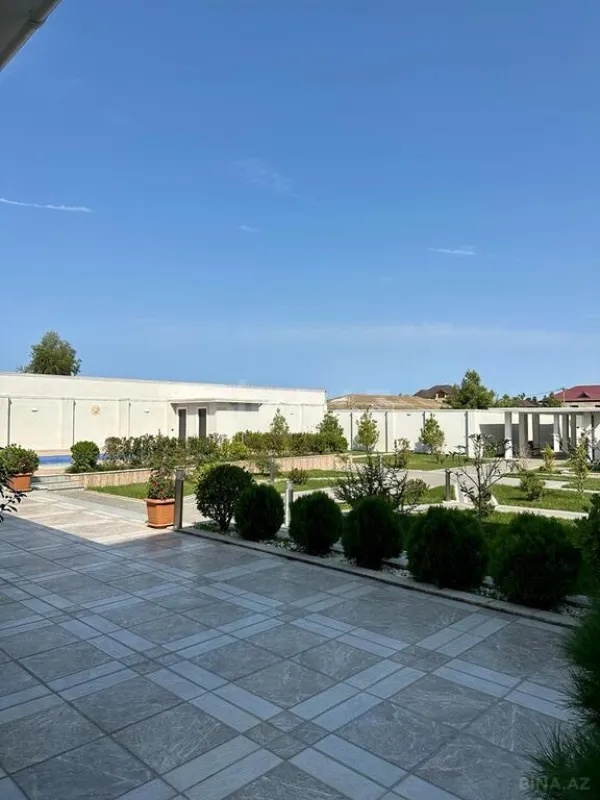 Satılır 6 otaqlı həyət evi 350 m²
