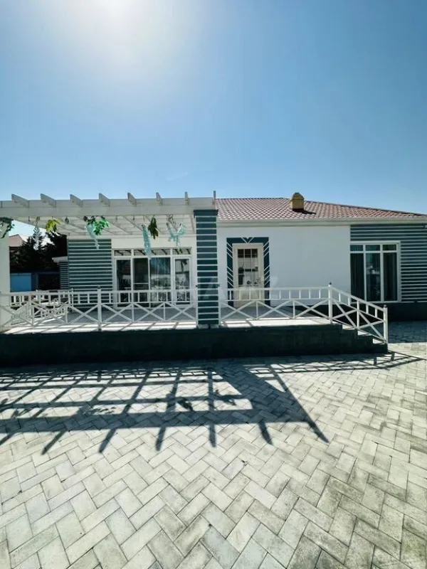 Kirayə verilir 4 otaqlı həyət evi 280 m²