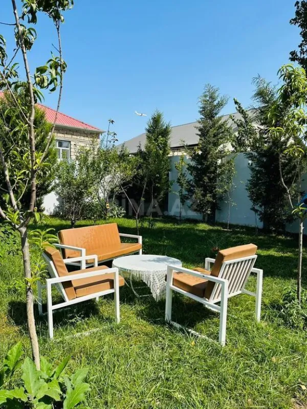 Kirayə verilir 4 otaqlı həyət evi 280 m²