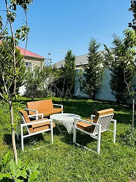 Kirayə verilir 4 otaqlı həyət evi 280 m²