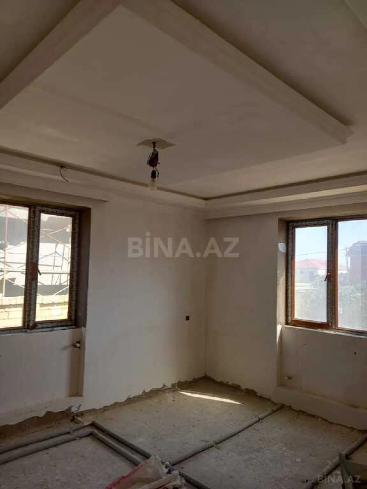 Satılır 5 otaqlı həyət evi 445 m²