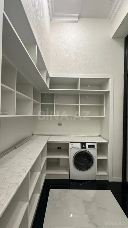 Satılır 6 otaqlı həyət evi 400 m²