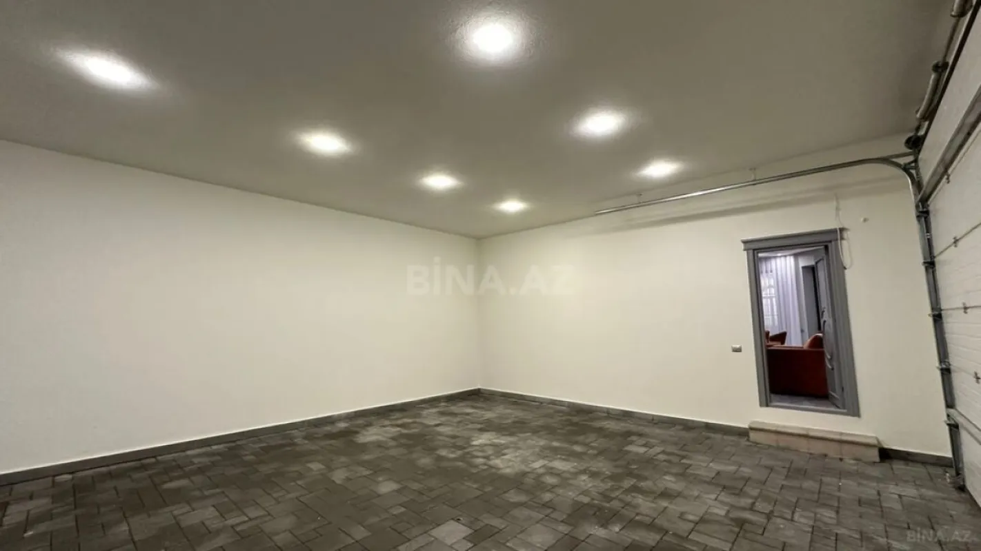 Satılır 6 otaqlı həyət evi 400 m²