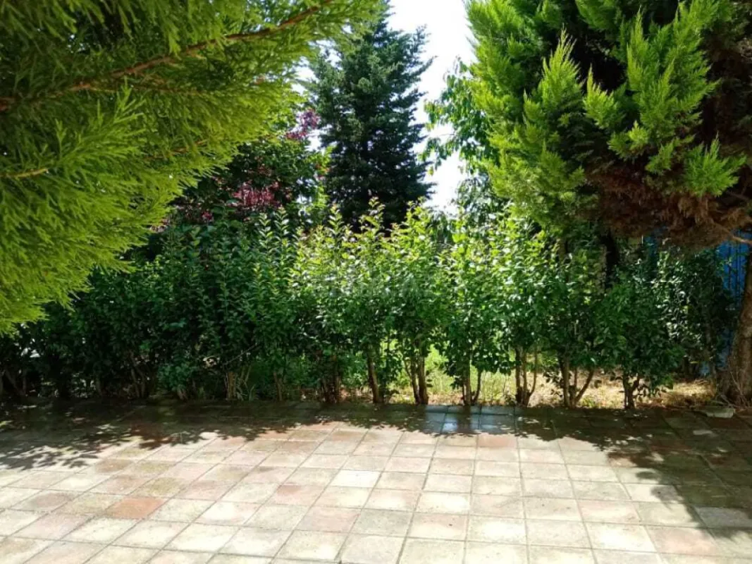 Satılır 7 otaqlı həyət evi 232 m²