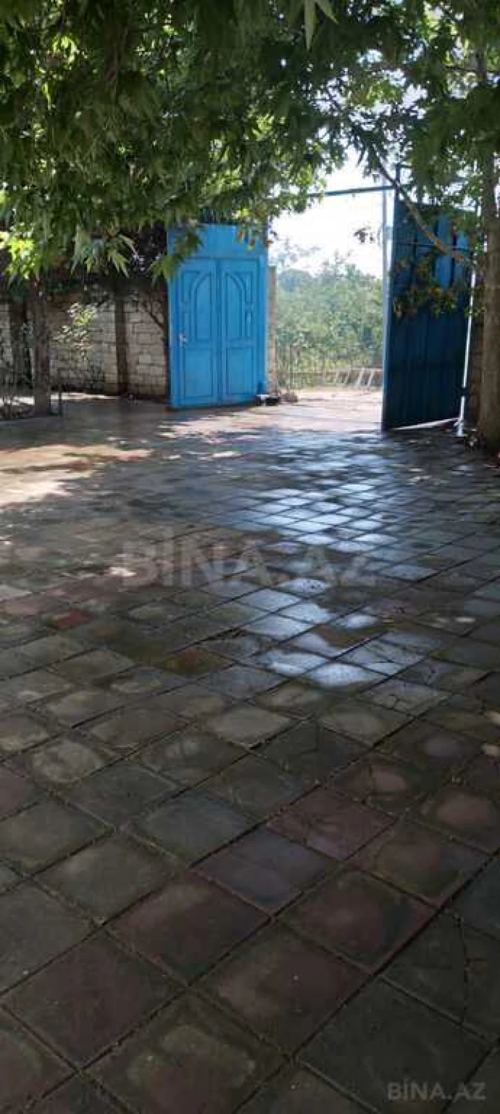 Satılır 7 otaqlı həyət evi 232 m²