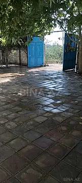 Satılır 7 otaqlı həyət evi 232 m²