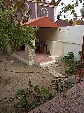 Satılır 2 otaqlı həyət evi 90 m²