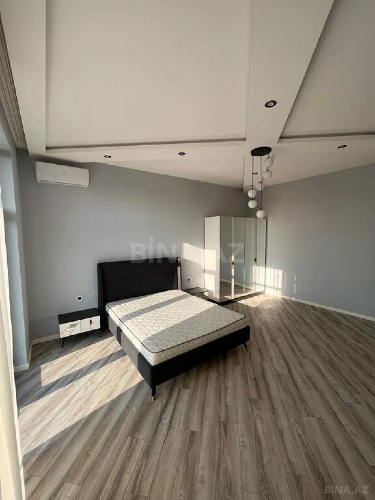 Kirayə verilir 6 otaqlı həyət evi 280 m²