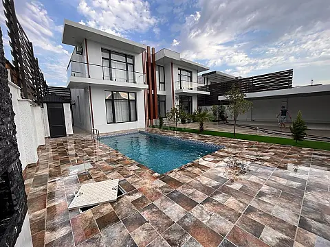 Kirayə verilir 6 otaqlı həyət evi 280 m² — Bakı, Buzovna 6 otaq 280.00 m²