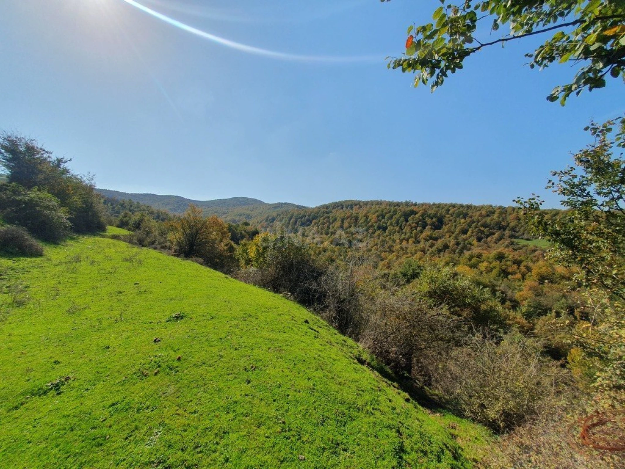 Satılır torpaq sahəsi 200 m²