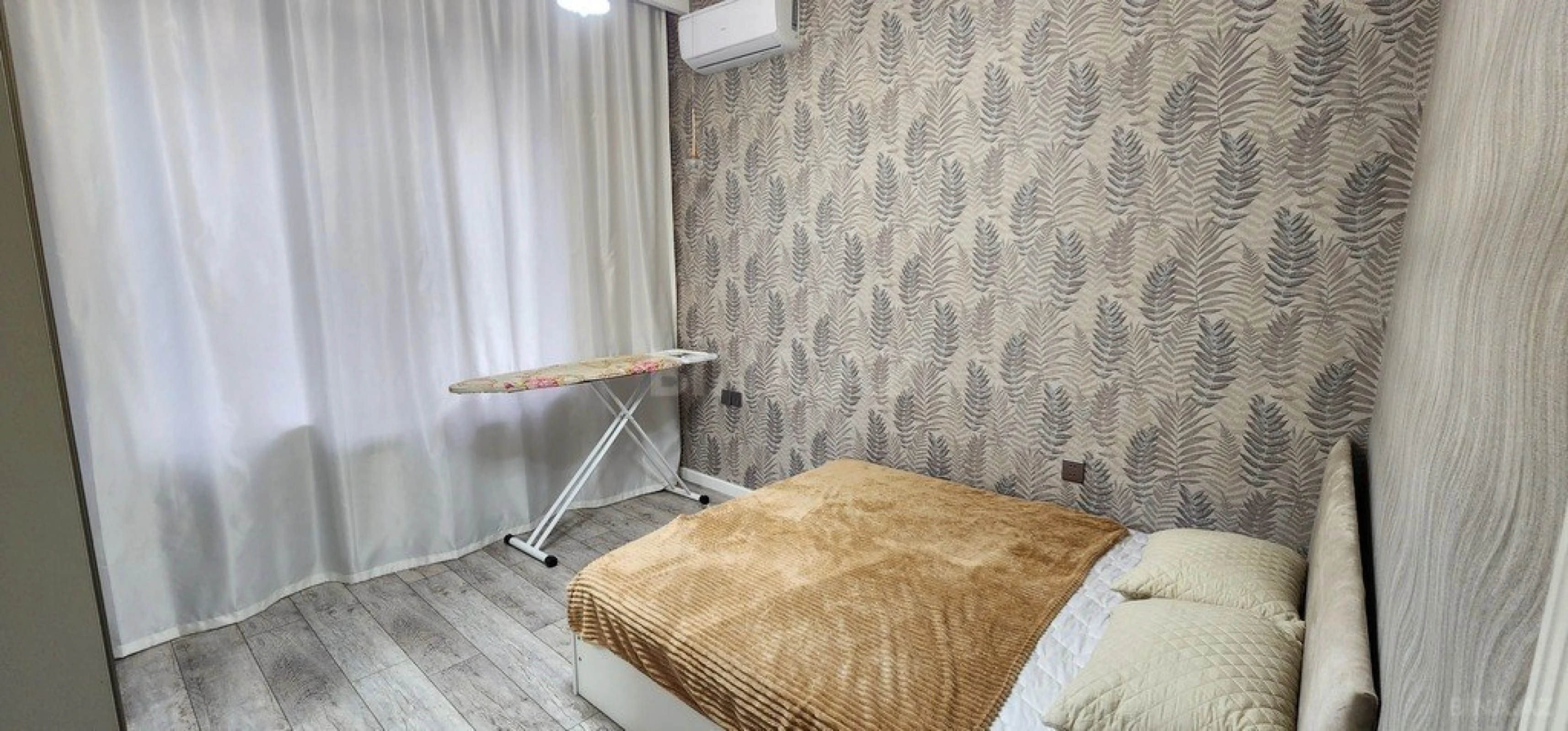 Kirayə verilir 8 otaqlı həyət evi 320 m²