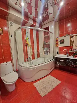 Satılır 3 otaqlı mənzil 145 m²