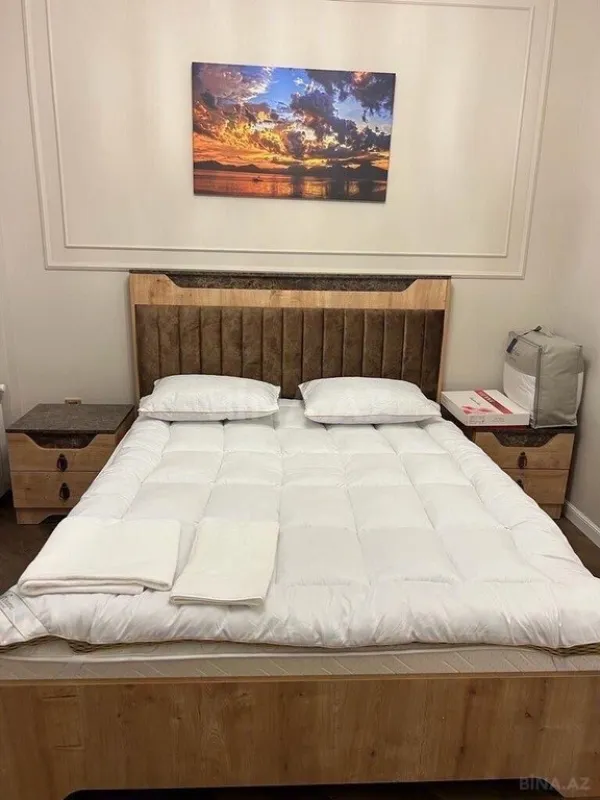 Kirayə verilir 6 otaqlı həyət evi 300 m²