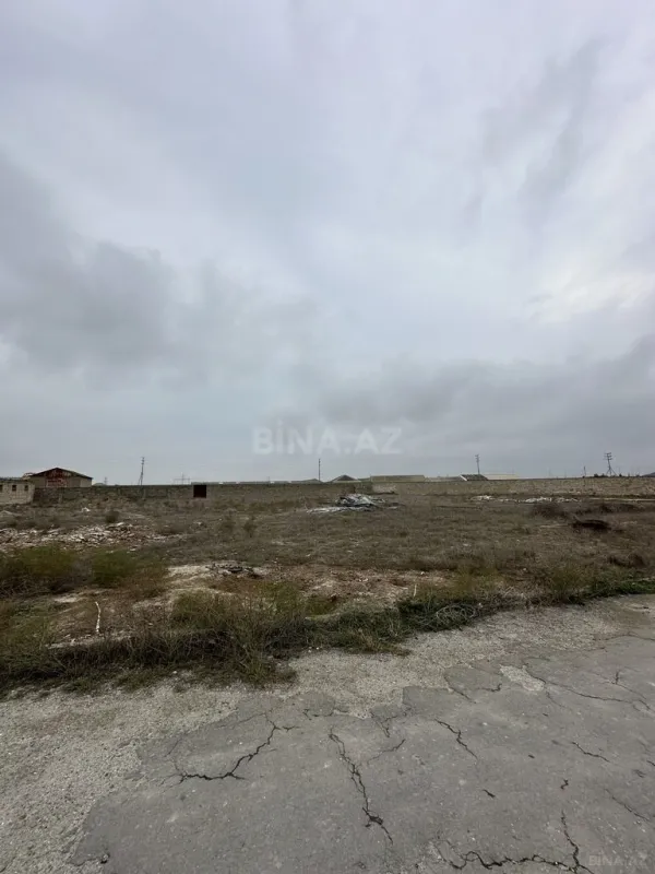 Satılır torpaq sahəsi 400 m²
