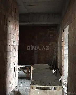 Satılır 4 otaqlı mənzil 141 m²