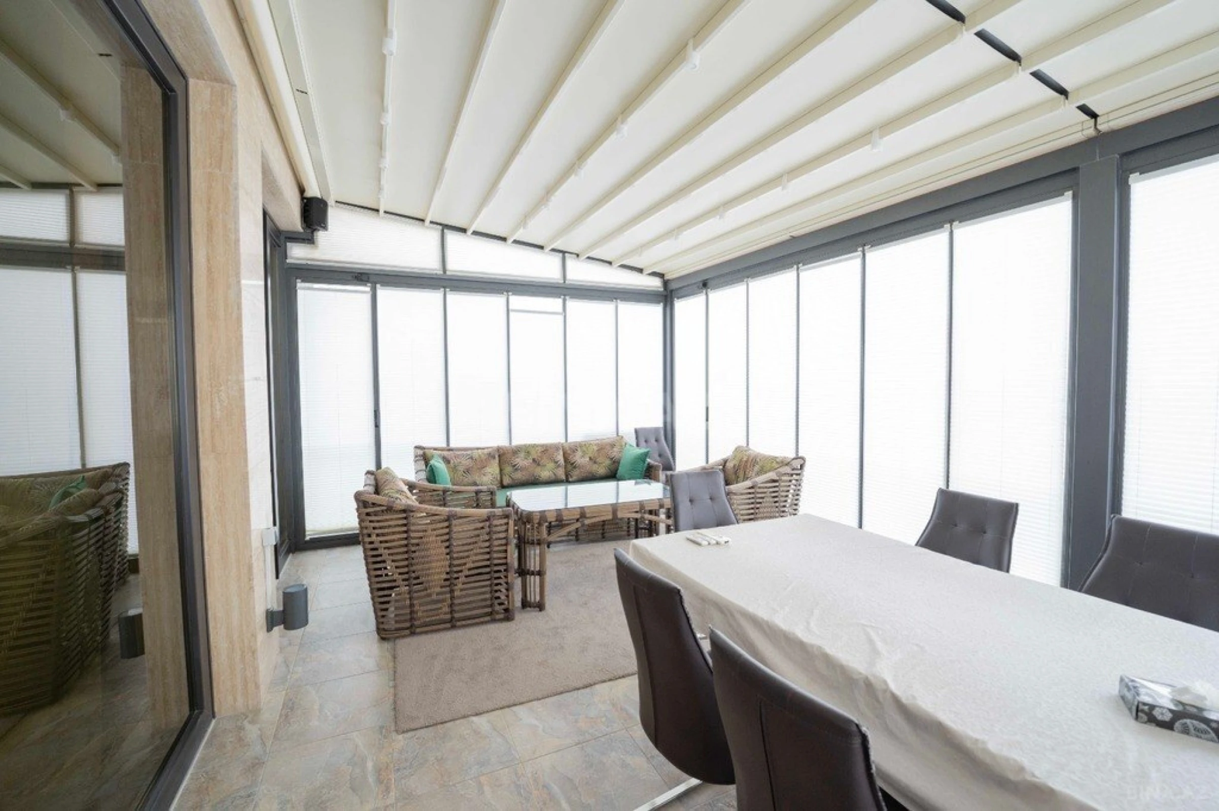 Satılır 7 otaqlı həyət evi 565 m²