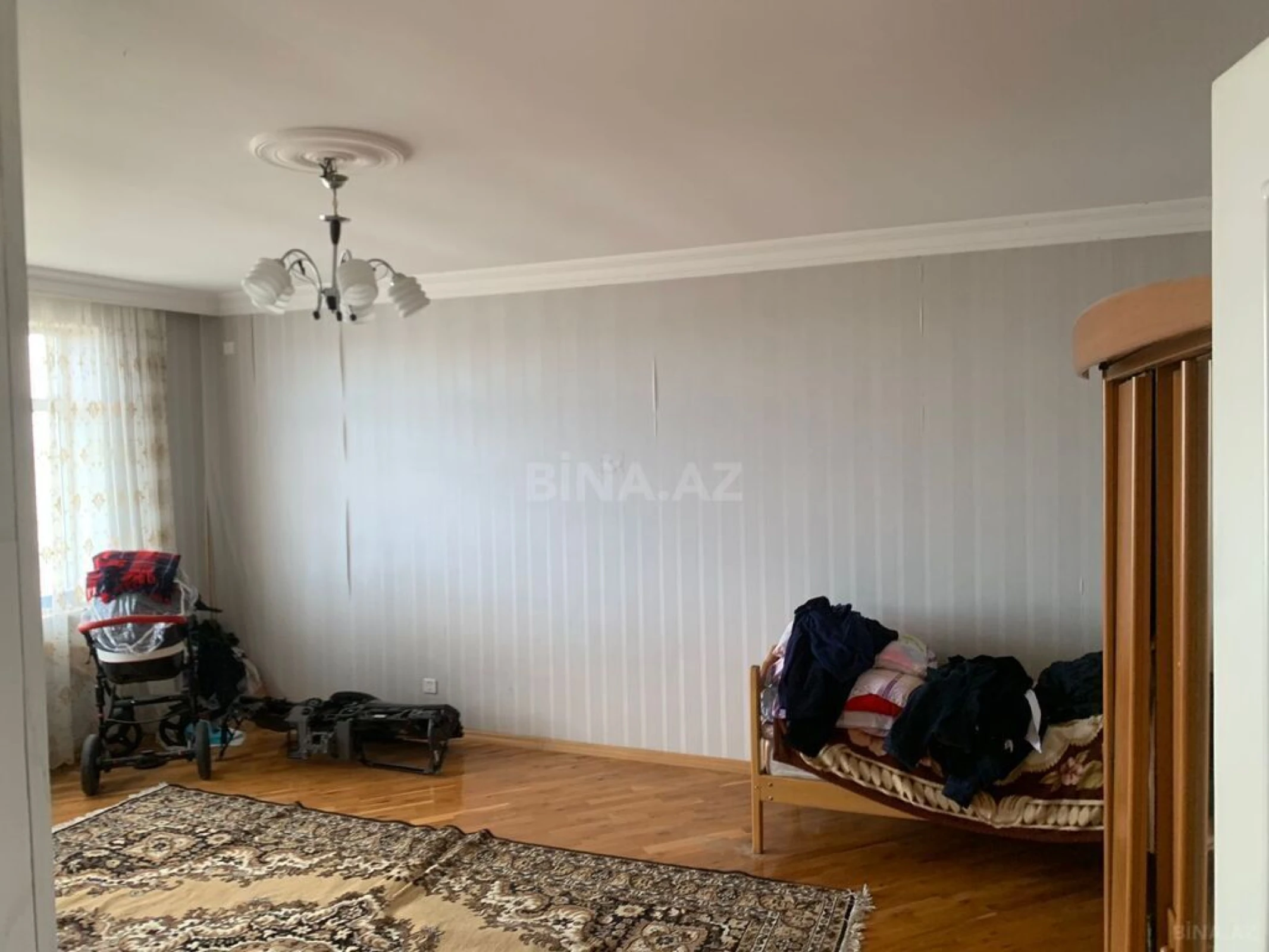 Satılır 6 otaqlı həyət evi 800 m²