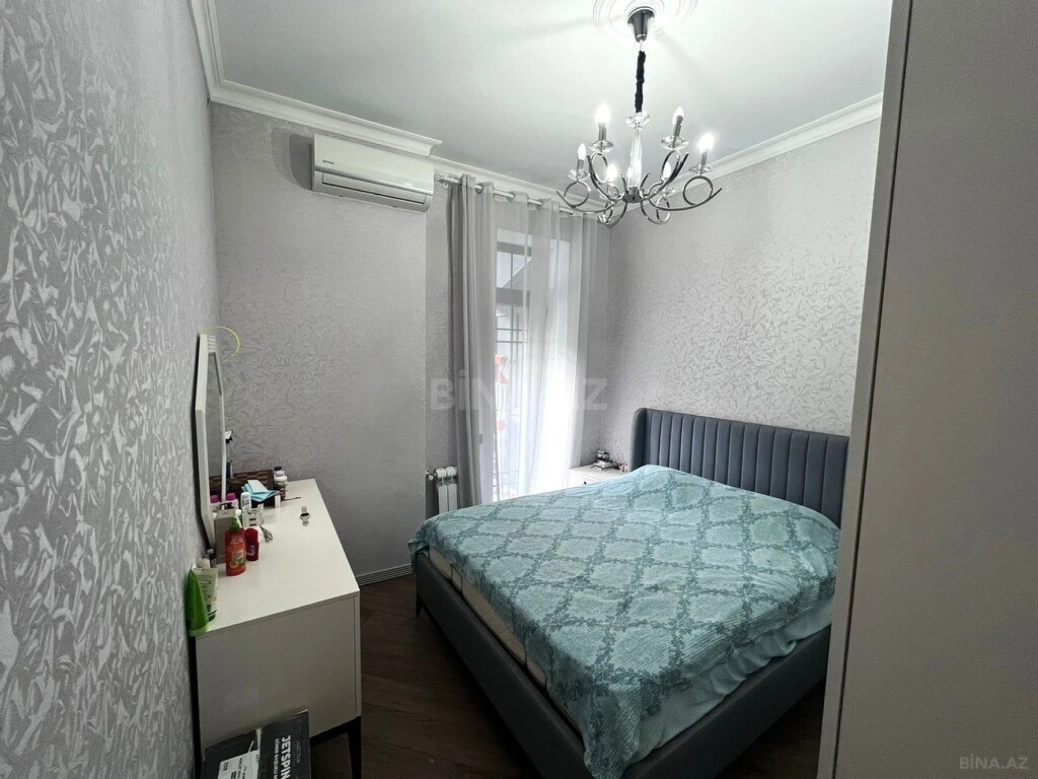 Satılır 3 otaqlı mənzil 115.5 m²