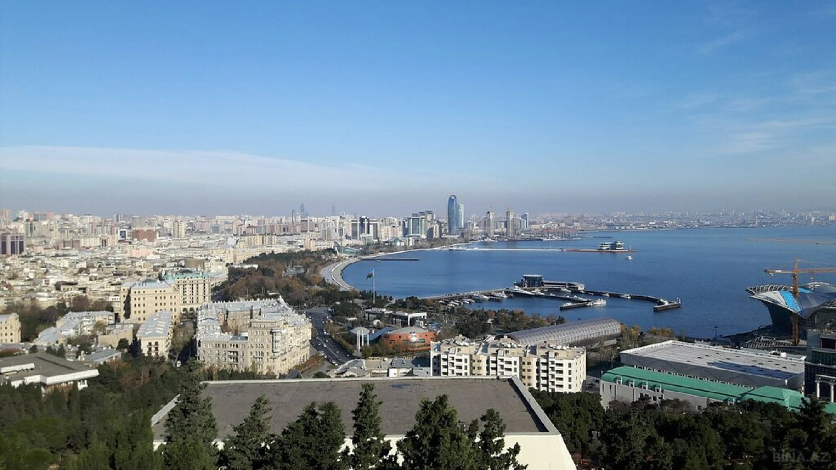 Satılır 3 otaqlı mənzil 115.5 m²