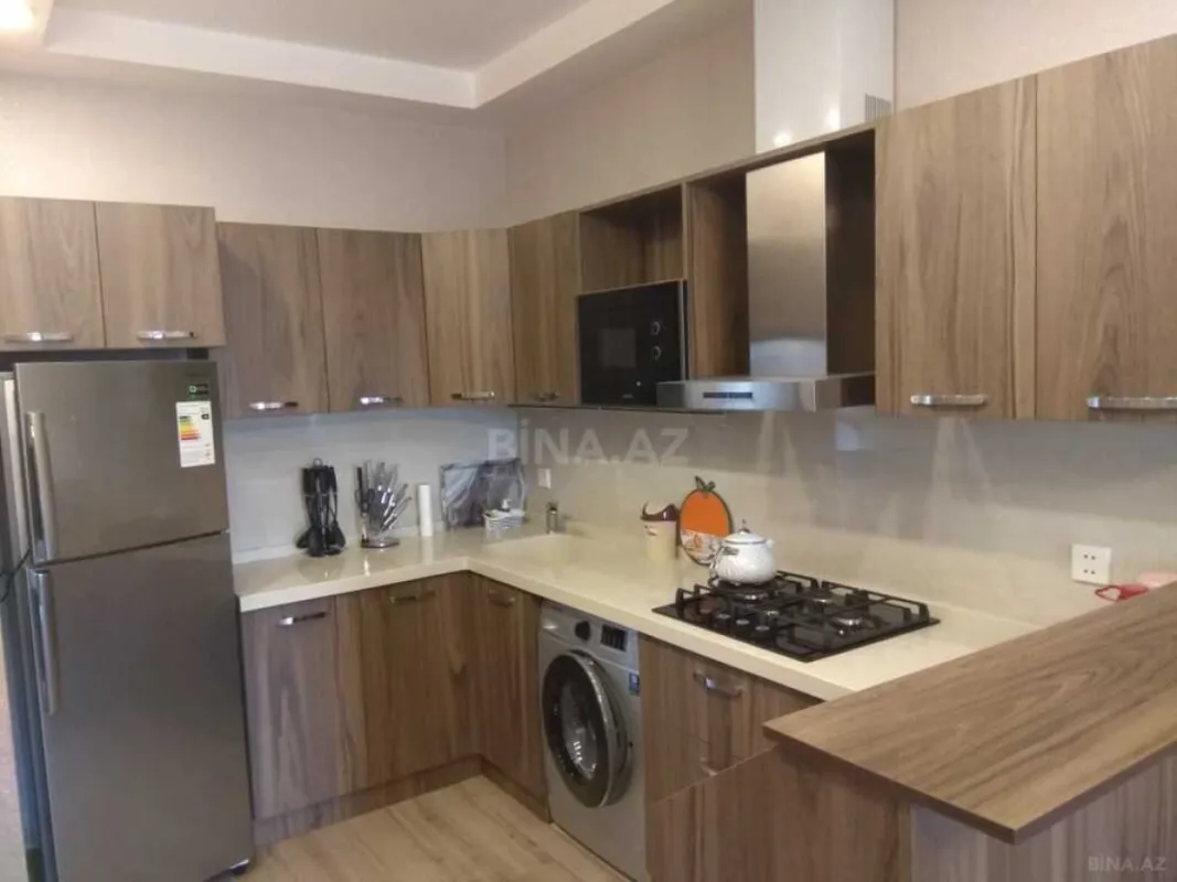 Kirayə verilir 2 otaqlı mənzil 70 m²