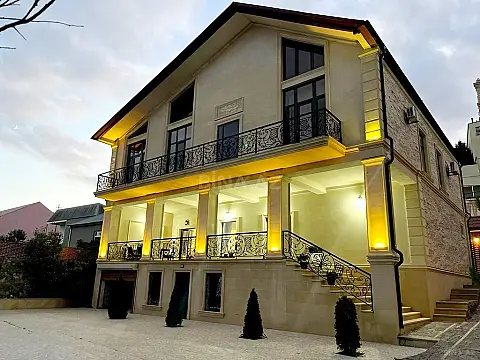 Satılır 6 otaqlı həyət evi 430 m² — Bakı, Badamdar 6 otaq 430.00 m²