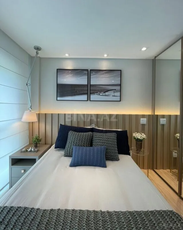 Satılır 4 otaqlı mənzil 210 m²